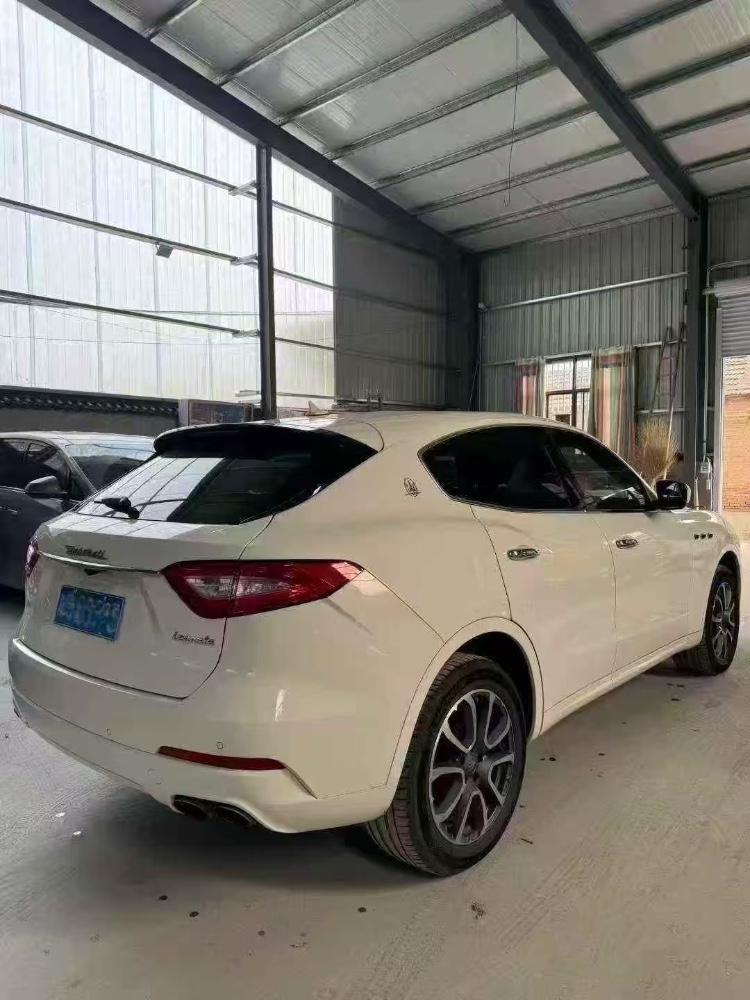 菏泽17年玛莎拉蒂Levante5