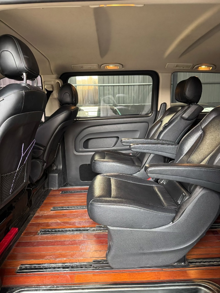 菏泽19年奔驰威霆5