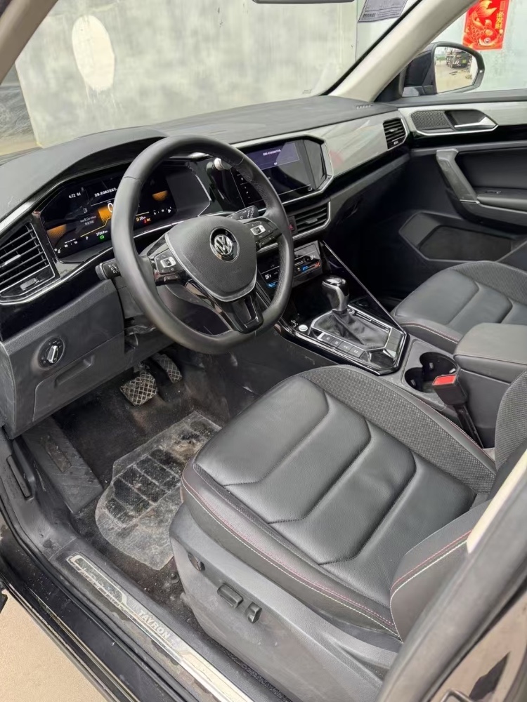 菏泽20年大众途岳4