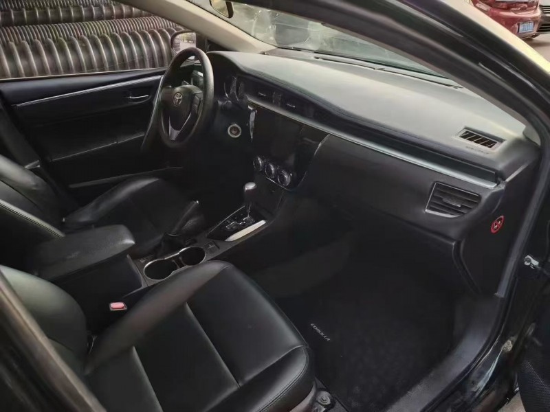 深圳15年豐田卡羅拉5