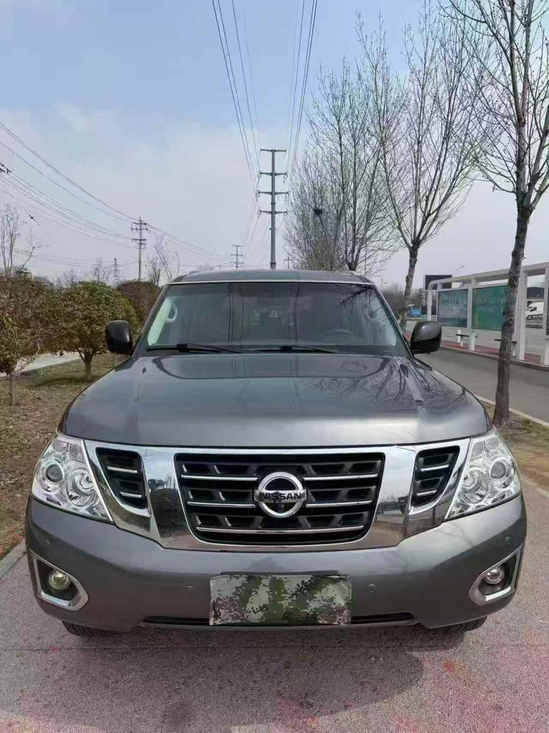 东营18年日产途乐1