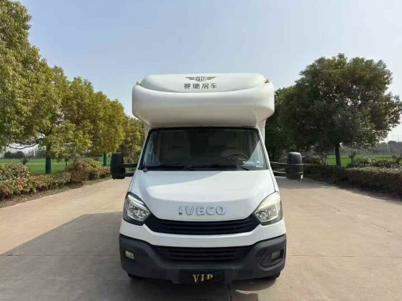 苏州19年依维柯房车1