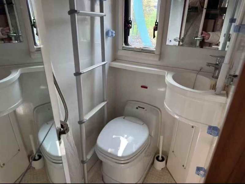 苏州19年依维柯房车7