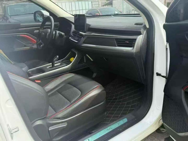 張家界22年紅旗H64