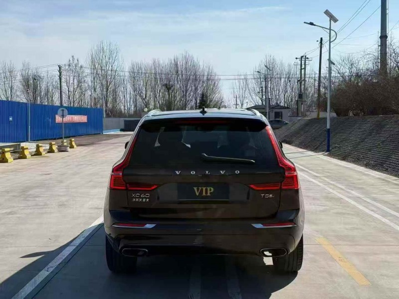 東營20年沃爾沃XC609