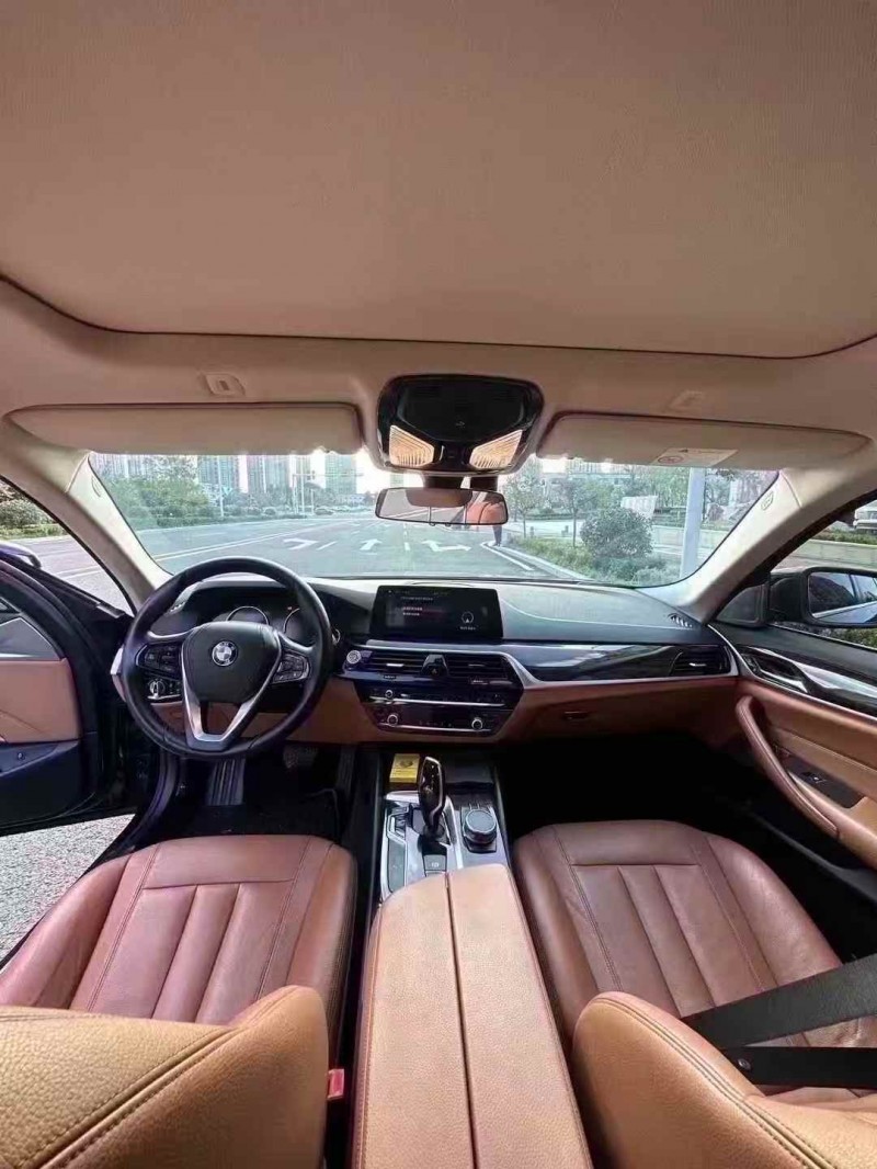 枣庄18年宝马5系4