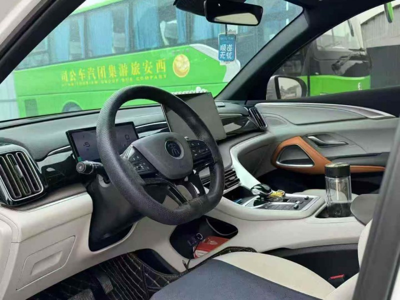 咸阳23年比亚迪宋4