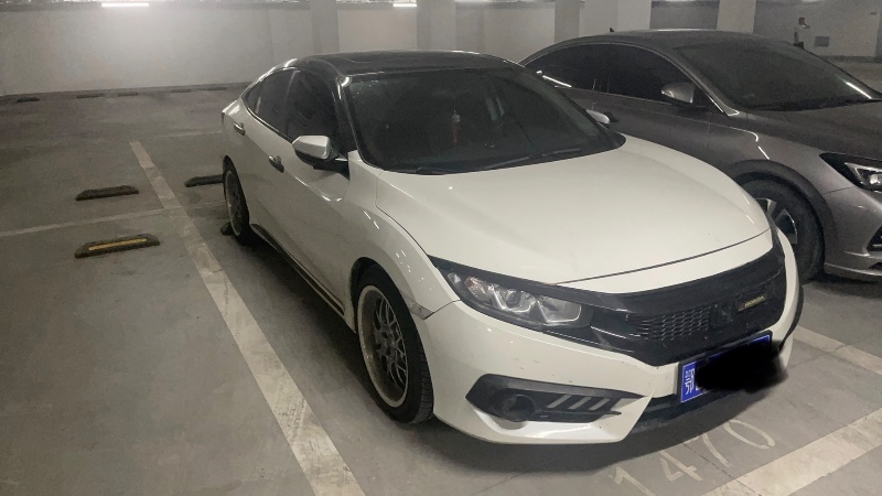 汉中18年本田思域2