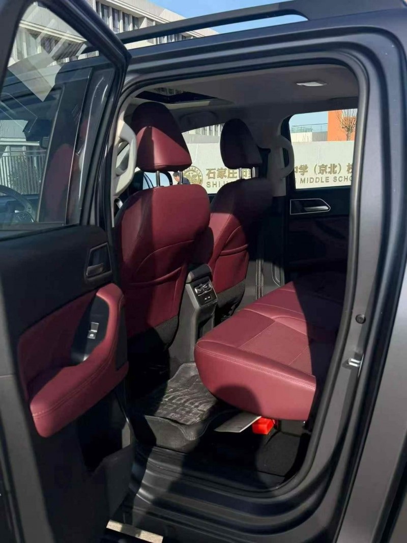 承德25年长城汽车炮 皮卡5