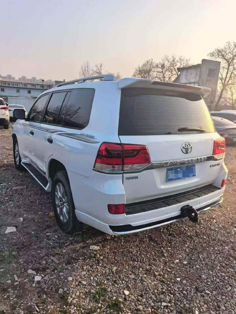 榆林15年丰田兰德酷路泽7