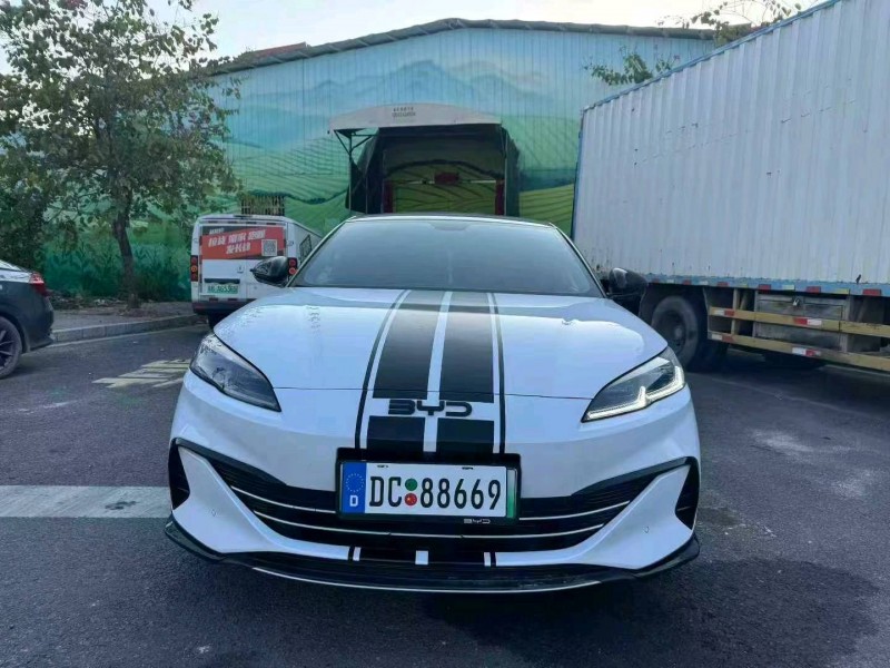 惠州25年比亞迪海豹1