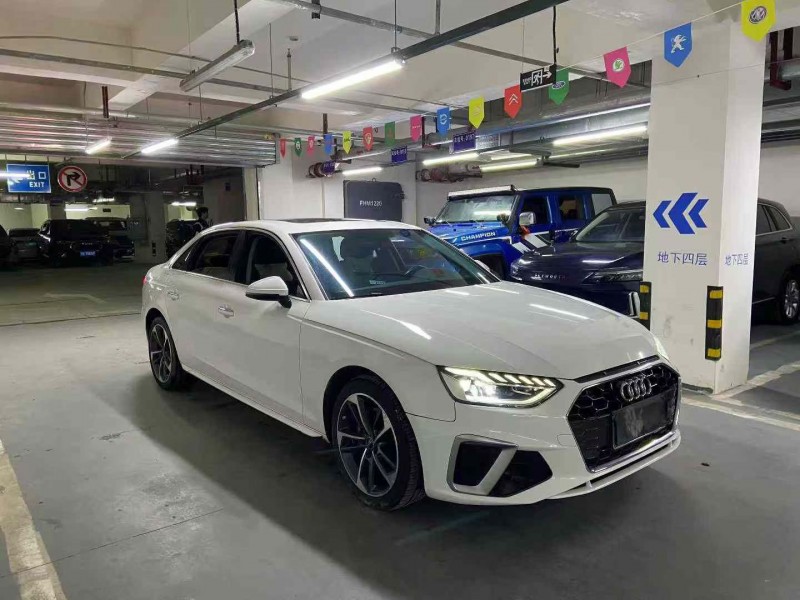 成都22年奥迪A4L2