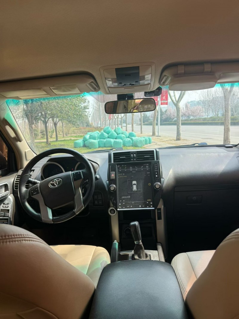 鹤壁13年丰田普拉多8