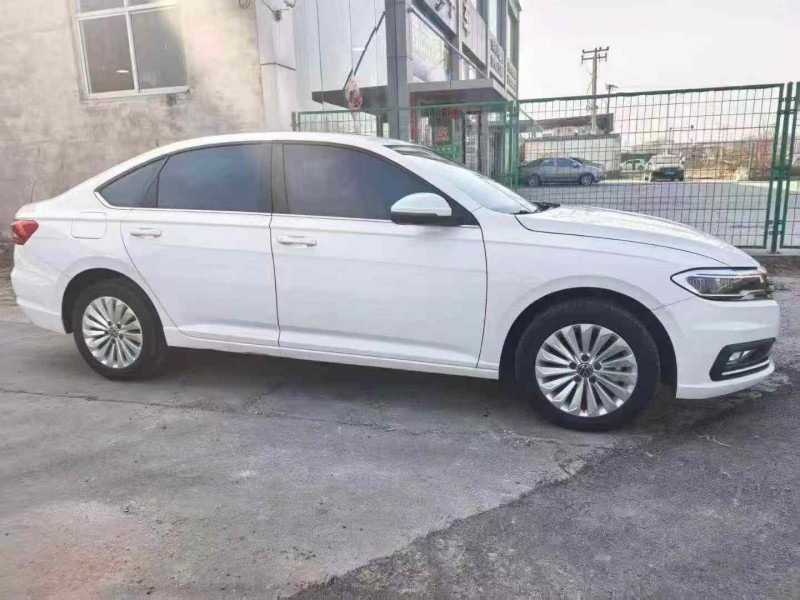 保定21年大众朗逸2