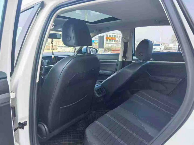 保定21年大众朗逸6