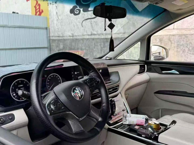 西安21年别克GL84