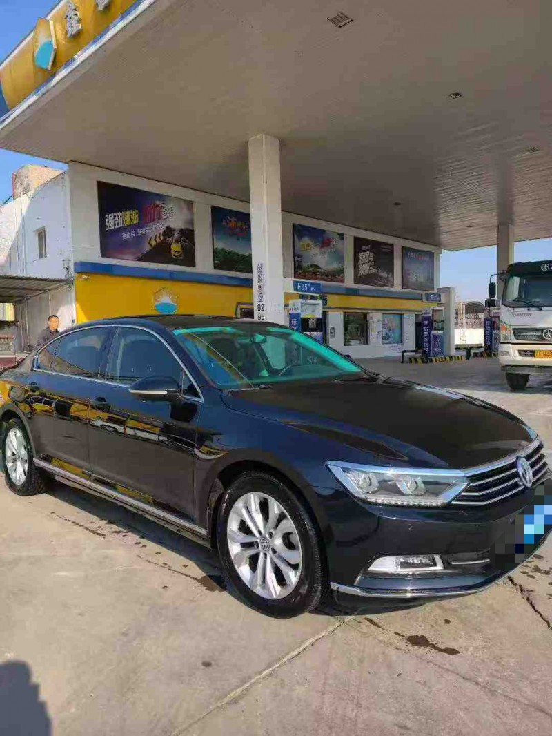 保定19年大众迈腾2