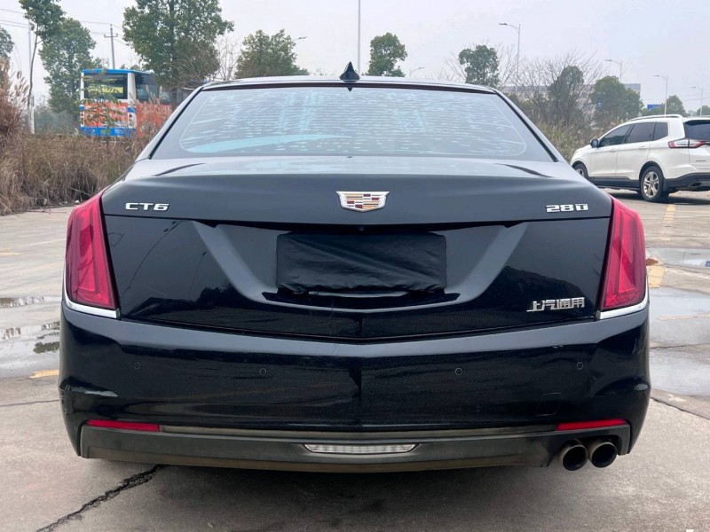 長沙18年凱迪拉克CT68
