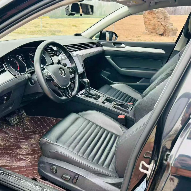 济宁19年大众迈腾5