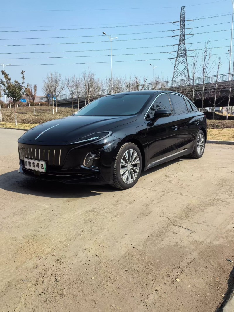 青岛24年红旗E-QM52