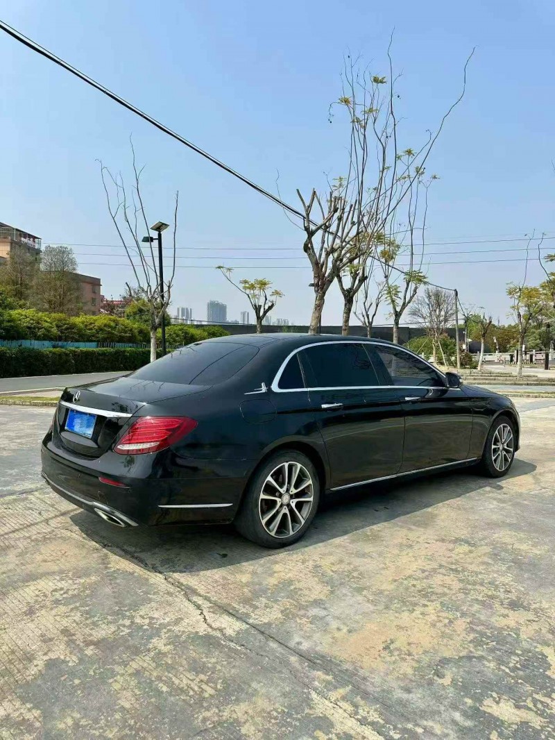 广州16年奔驰E7