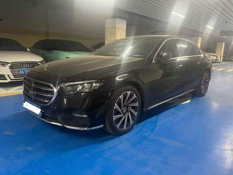 张家界24年奔驰E7