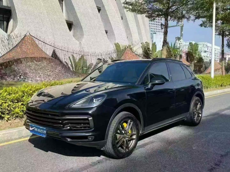 深圳18年保时捷卡宴3