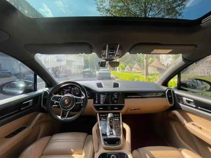 深圳18年保时捷卡宴5