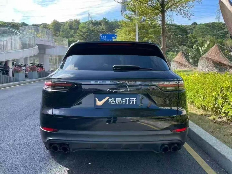 深圳18年保时捷卡宴9