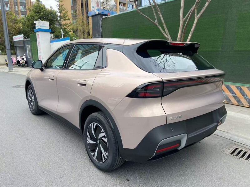 成都26年长安汽车启源7