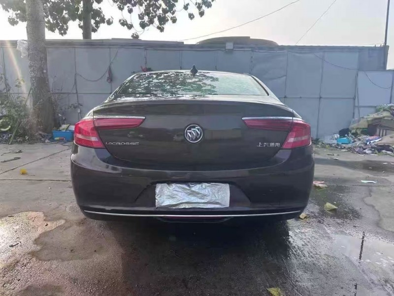 青岛16年别克君越8