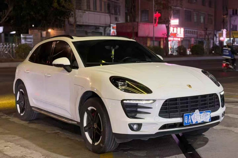 广州15年保时捷Macan2