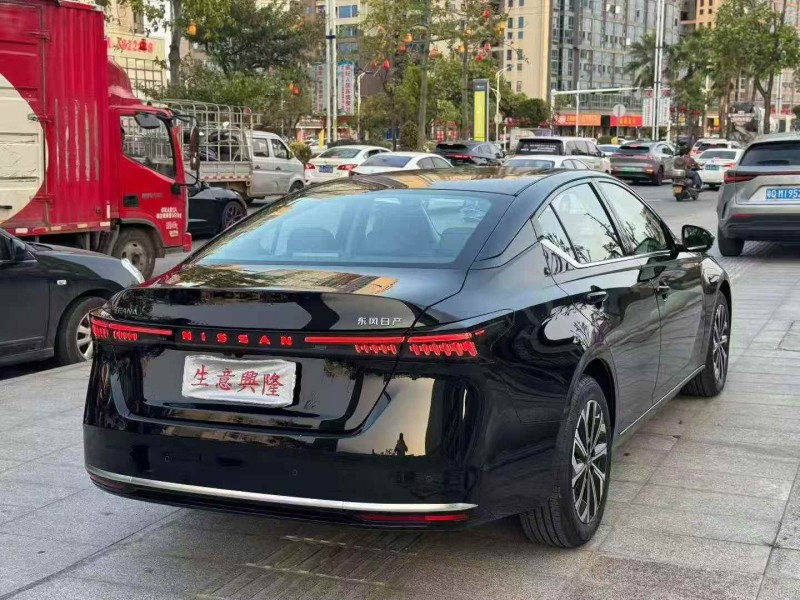 广州26年日产天籁8