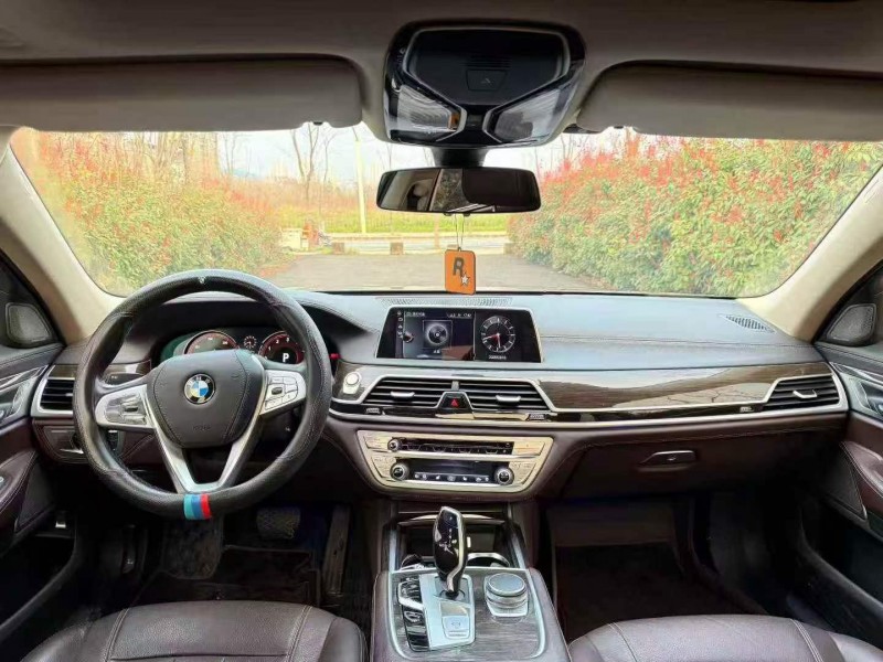 十堰16年宝马7系8