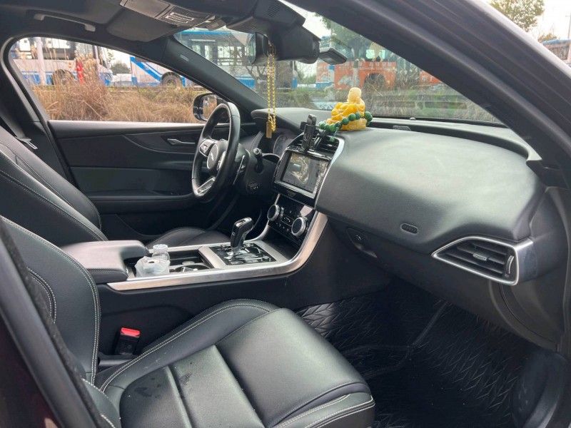 長沙20年捷豹XEL6