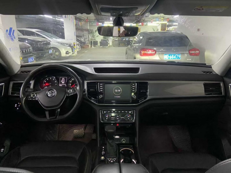 成都18年大众途昂5