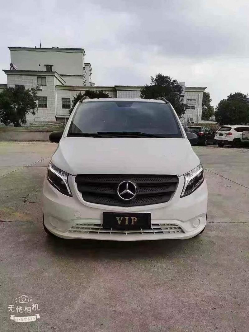 連云港17年奔馳威霆1