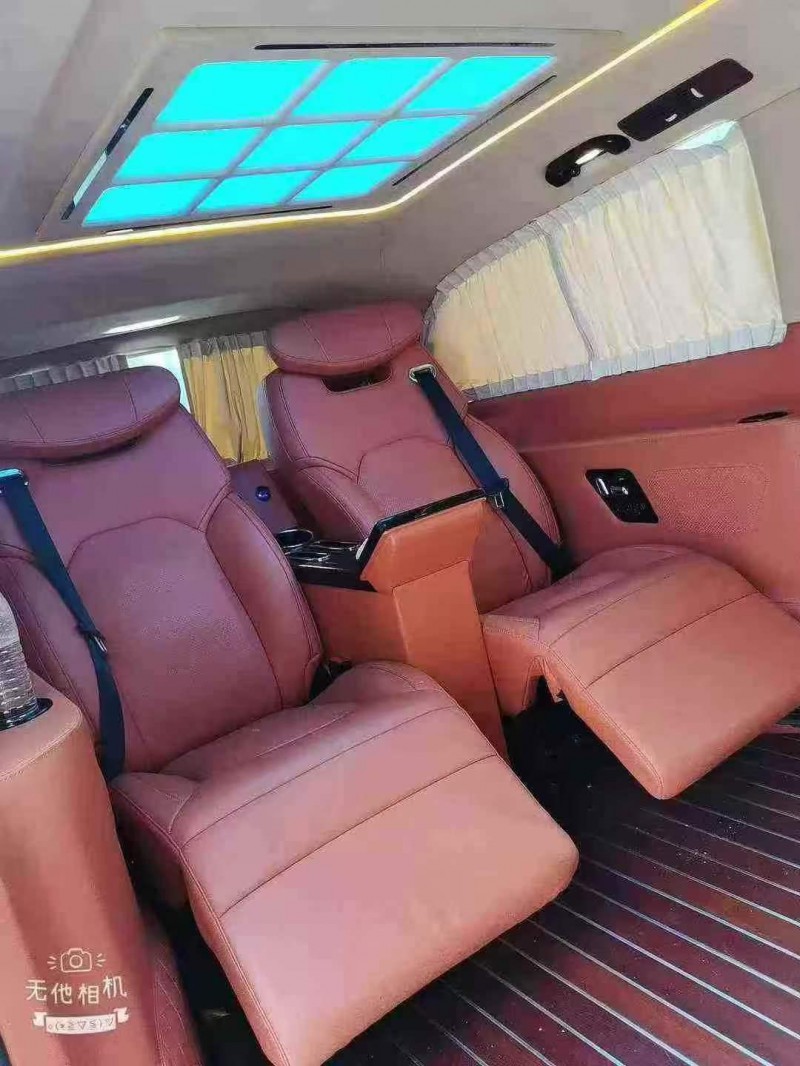 連云港17年奔馳威霆5