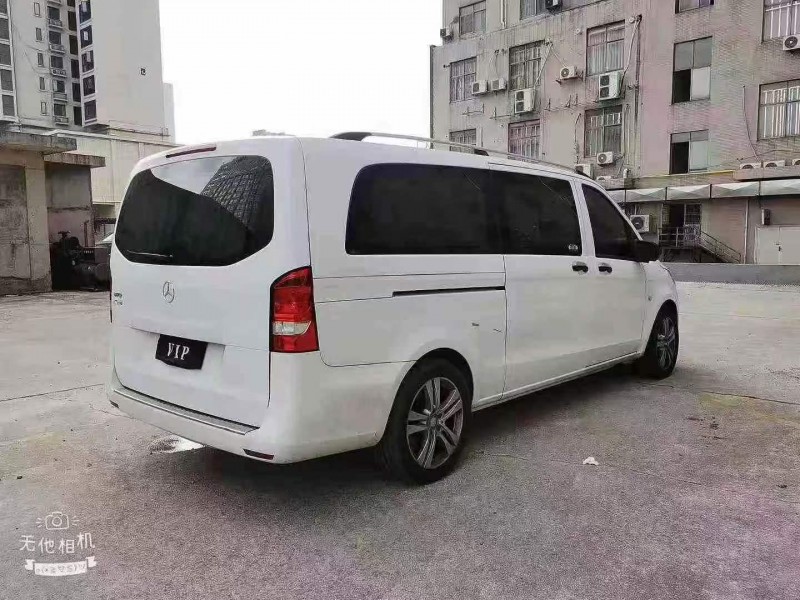 連云港17年奔馳威霆8