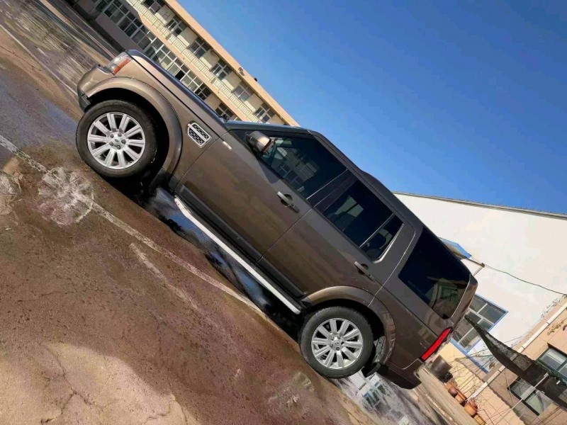 烟台12年路虎发现3