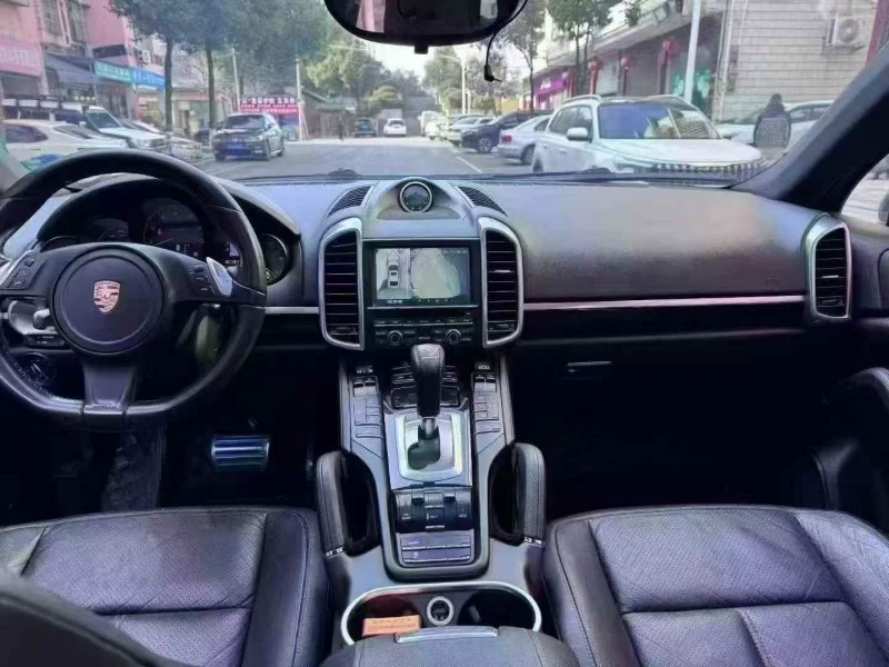 邵阳14年保时捷卡宴6