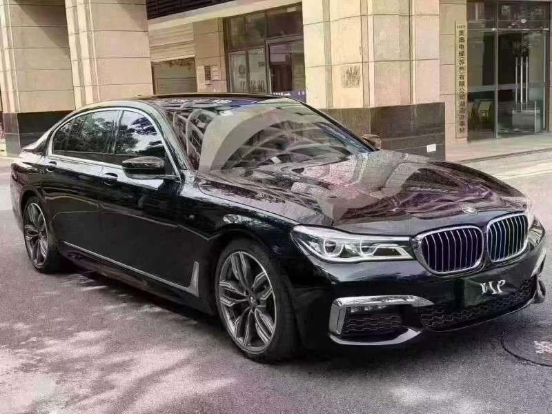 赣州17年宝马7系3