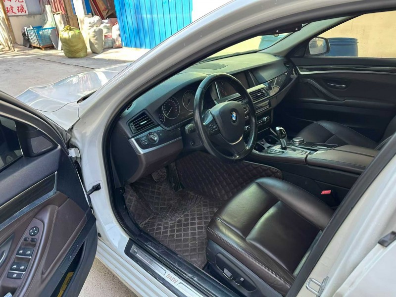 潍坊16年宝马5系4