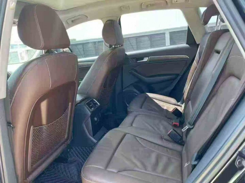 嘉兴14年奥迪Q56