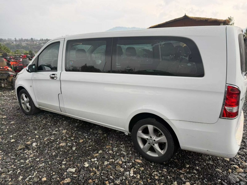 昆明16年奔馳威霆7