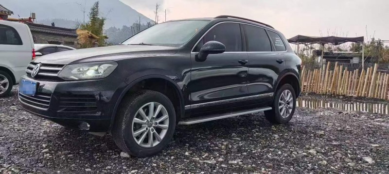 昆明13年大众途锐3