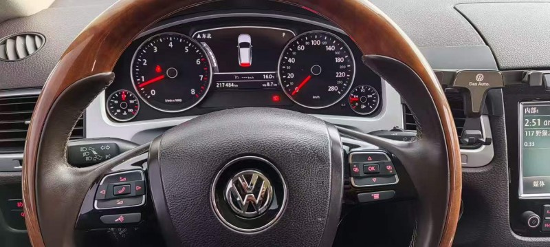 昆明13年大众途锐5