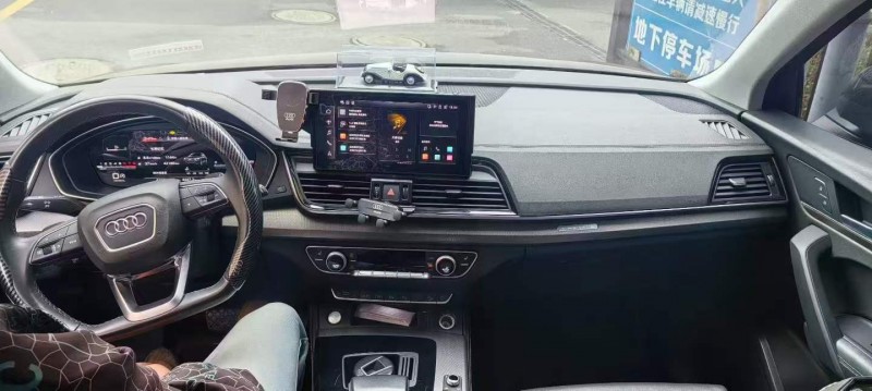 昆明22年奥迪Q54