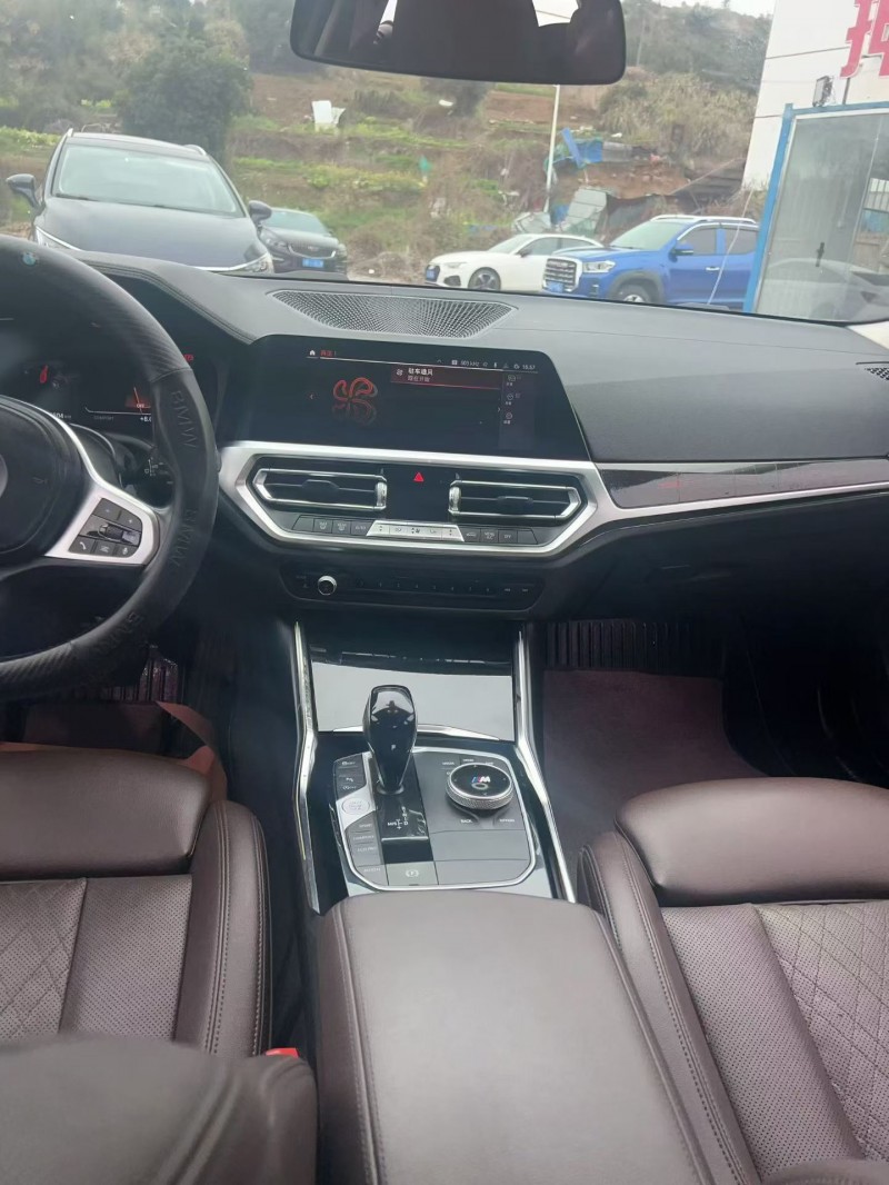 娄底22年宝马3系5