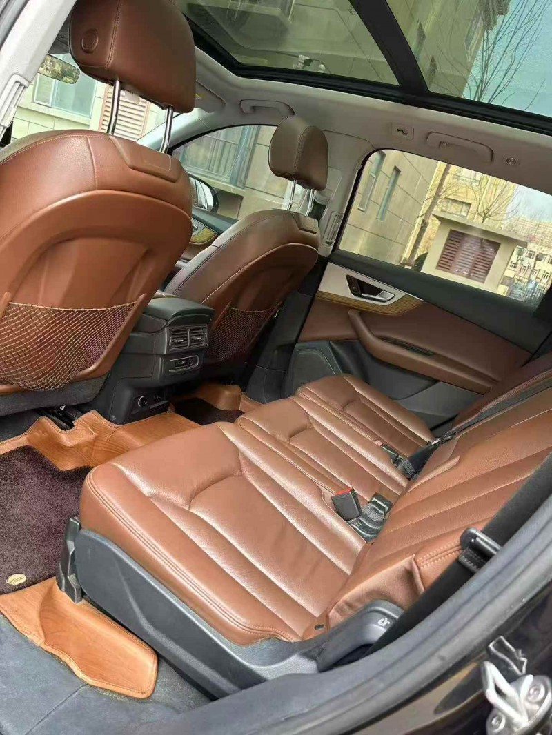 承德19年奥迪Q74